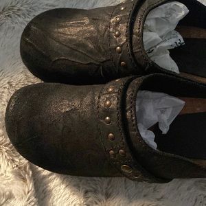 Clogs.38. Beautiful. Great  condition. Sanita Wood sole clogs